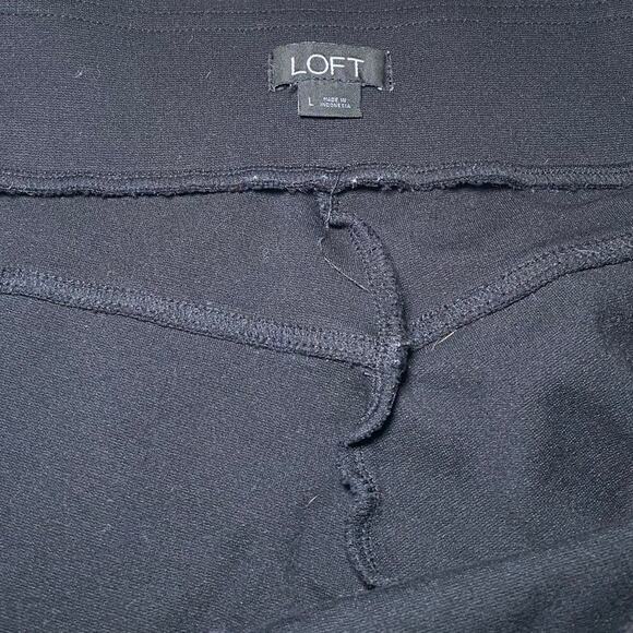 LOFT - Black Stretchy Cropped Pants - Comfortable & Stylish - Picture 4 of 10